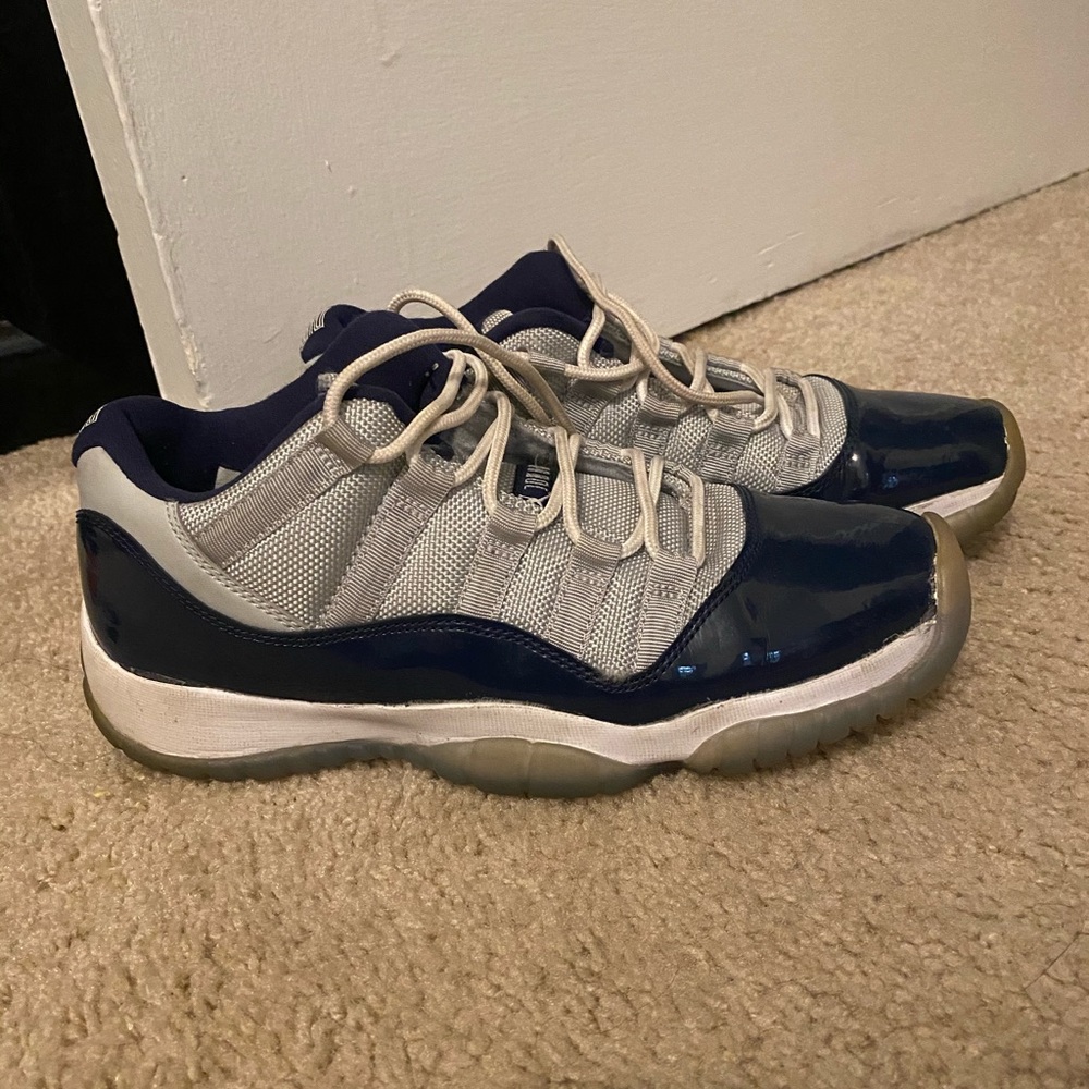 Jordan 11 Low Concords